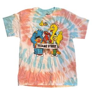 Sesame Street New Adult T-Shirt - Bert Ernie Elmo Big Bird Holding Sign Size M/L